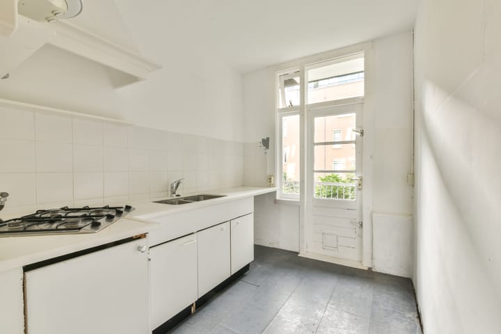 Photo 9 of De Wittenkade 31-1R