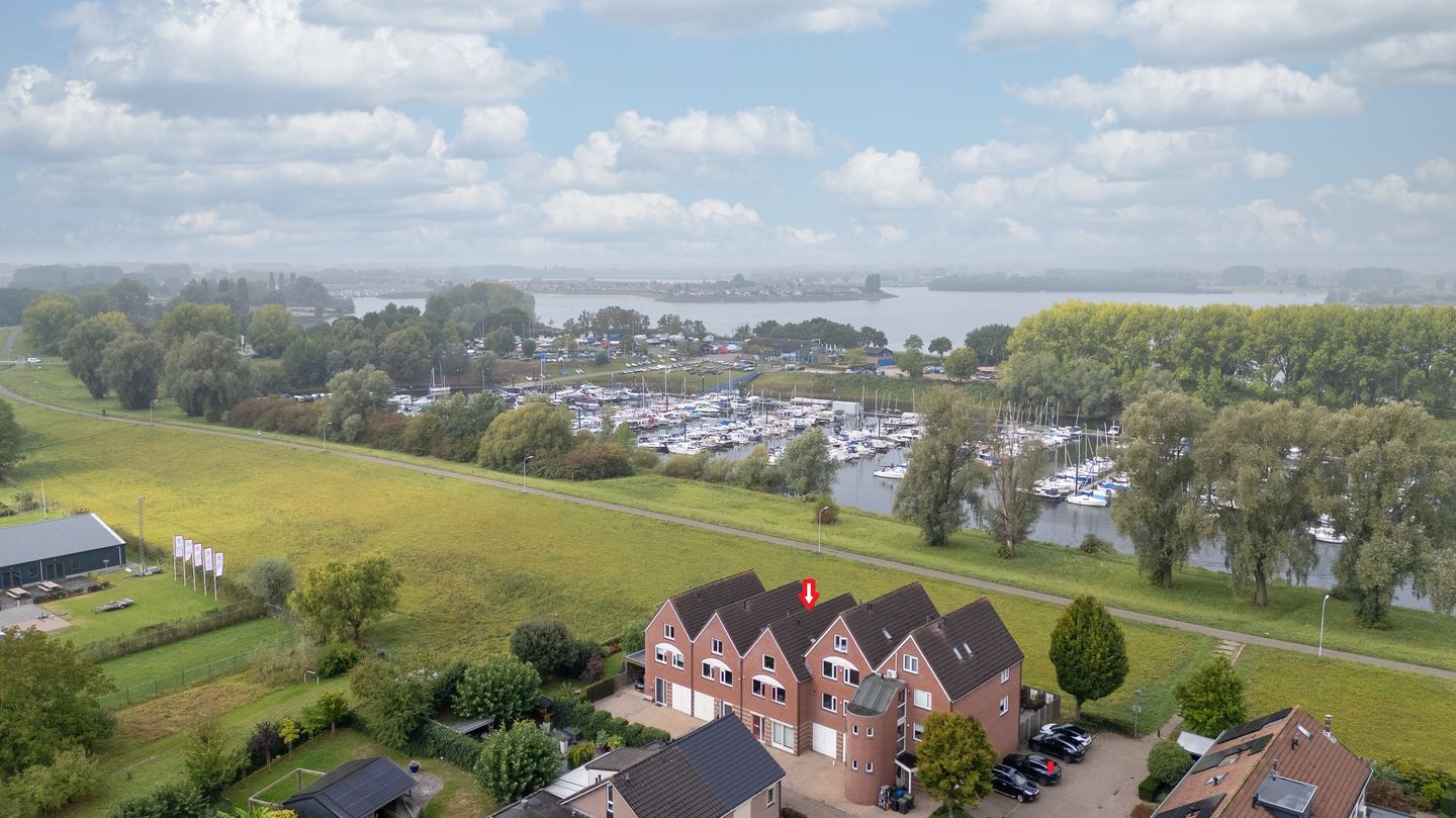 Photo 1 of Bongerd 34