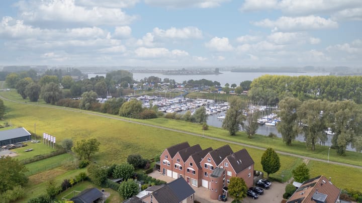 Photo 6 of Bongerd 34