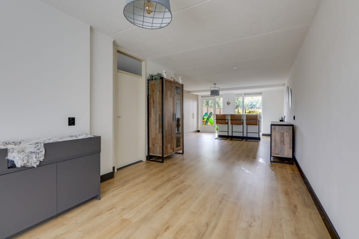 Photo 17 of Bongerd 34