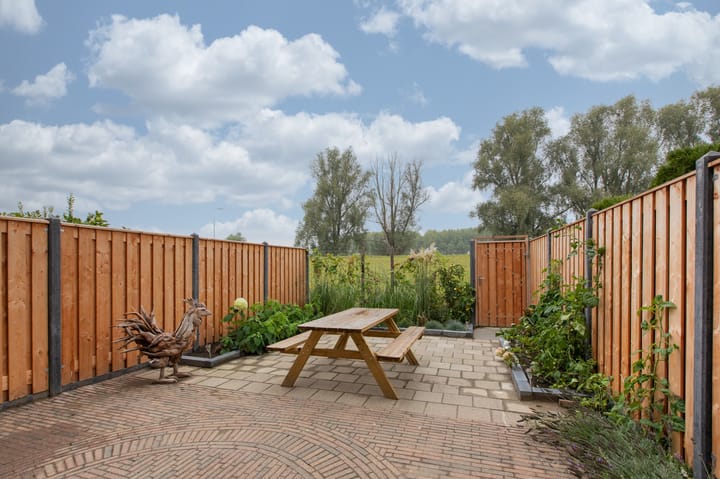 Photo 22 of Bongerd 34