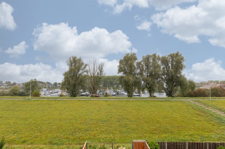 Photo 47 of Bongerd 34