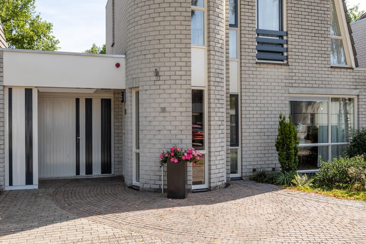 Foto 4 van Lariksrode 15