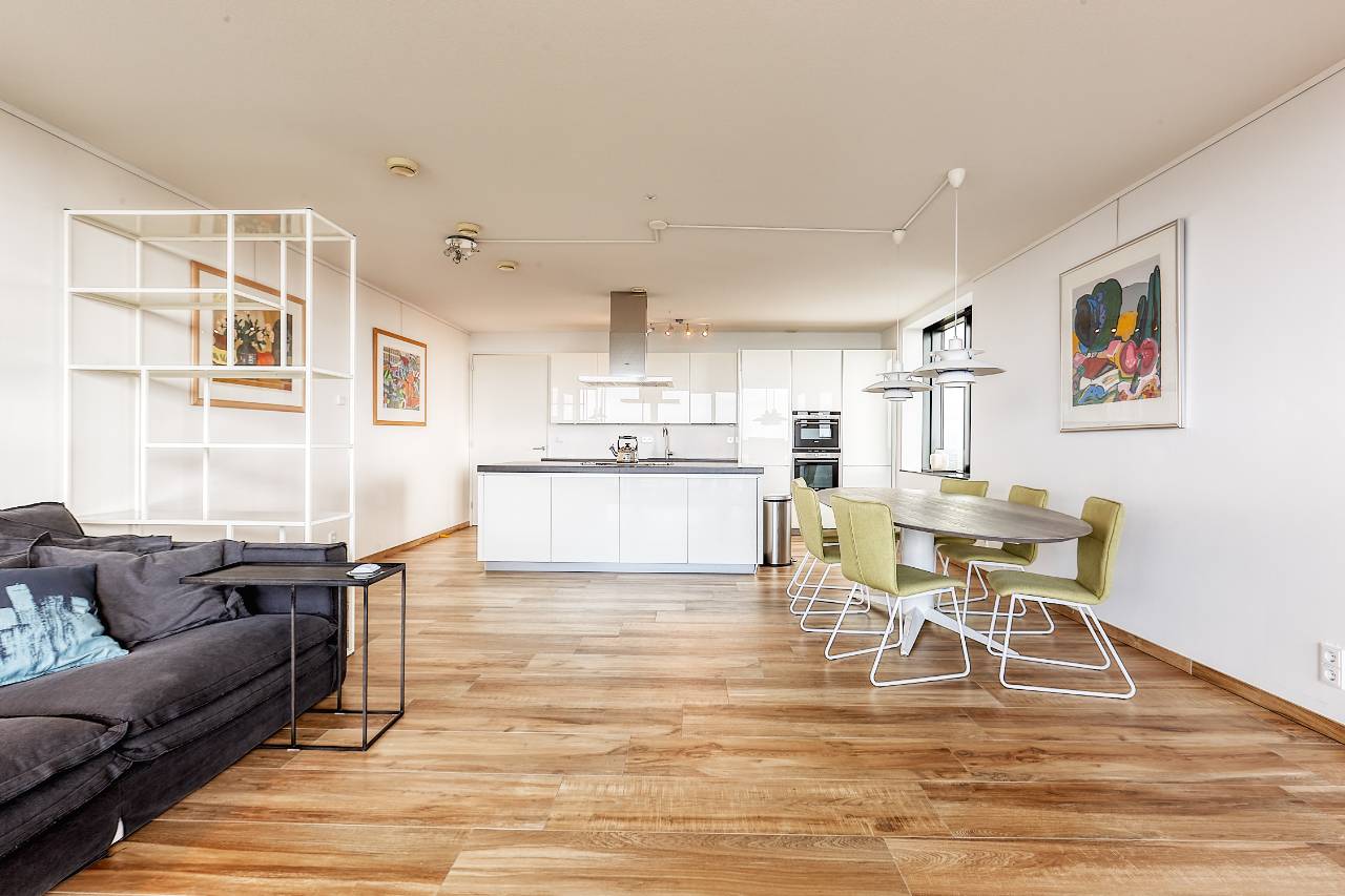 Foto 15 van Anna van Buerenplein 269