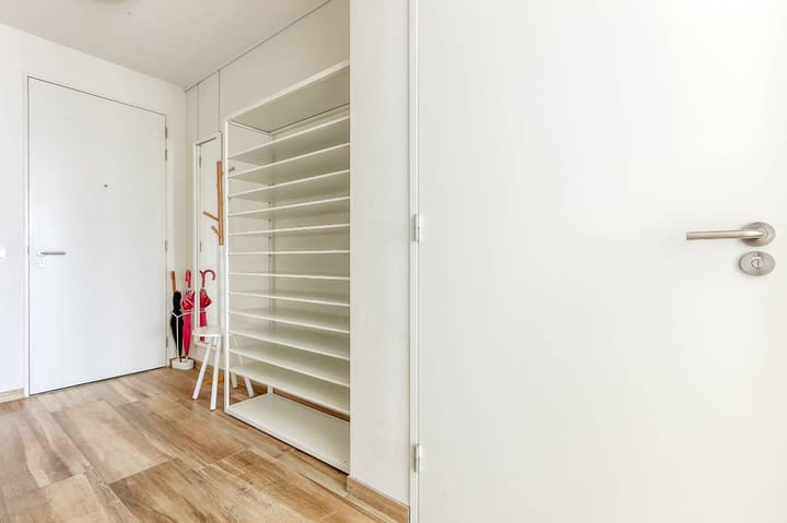 Photo 25 of Anna van Buerenplein 269