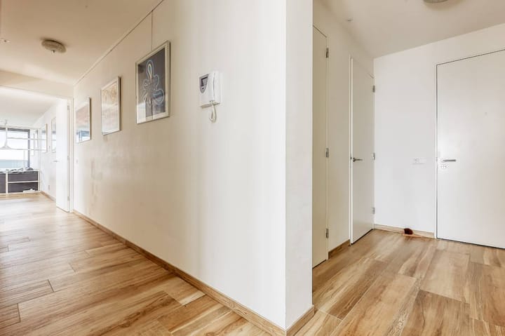 Photo 26 of Anna van Buerenplein 269