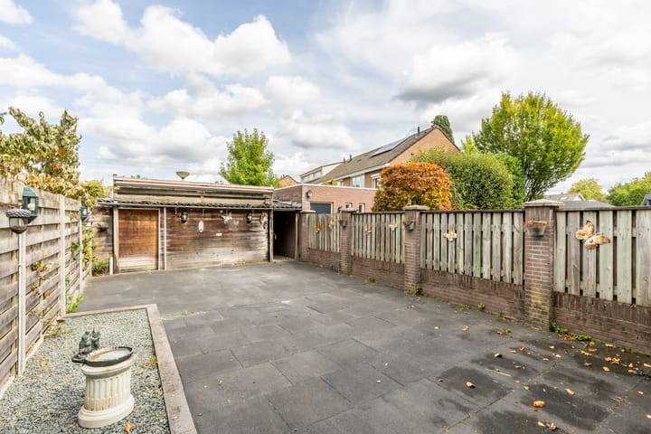 Foto 25 van van Tuldenstraat 10