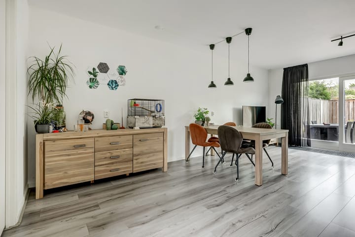 Photo 10 of Oever 56