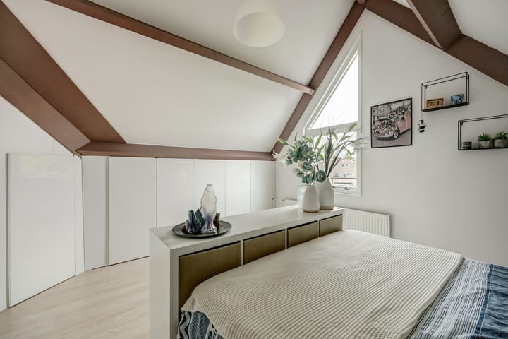 Photo 28 of Oever 56