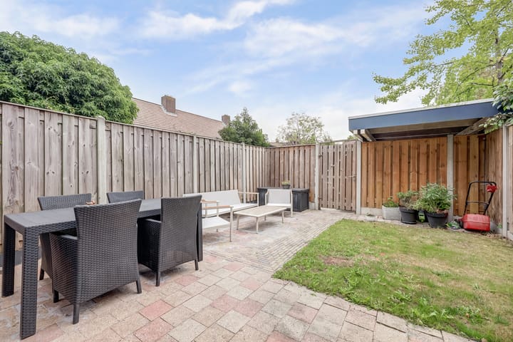 Photo 29 of Oever 56