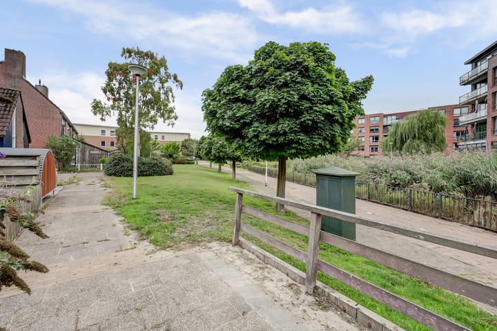 Photo 32 of Oever 56