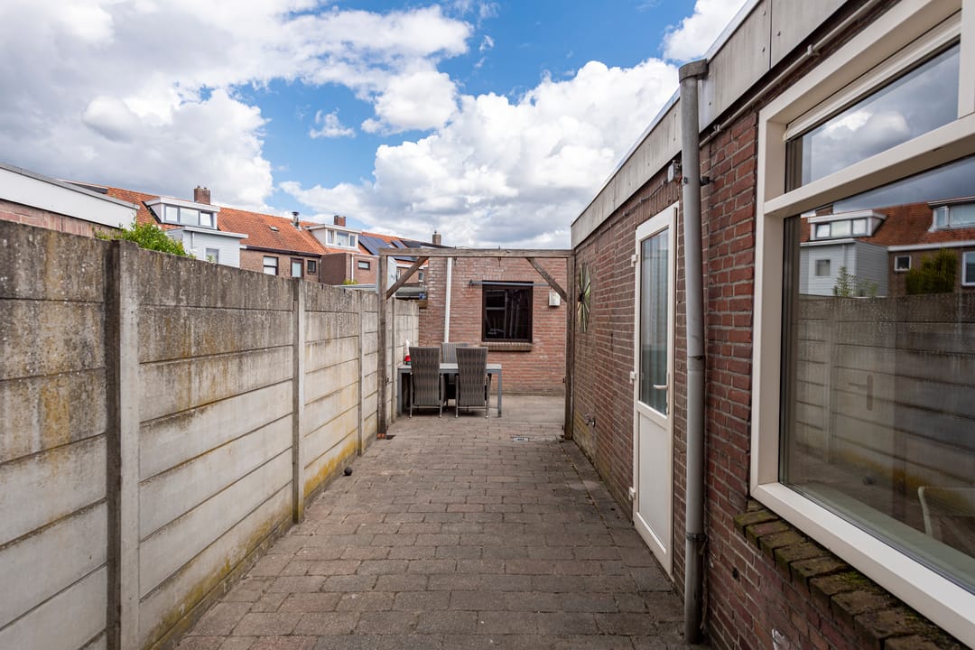 Foto 28 van Pieter Postplein 31