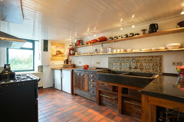 Foto 9 van Emmabergweg 11