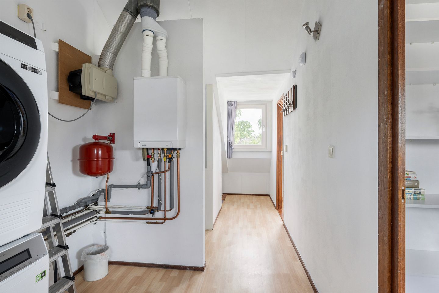 Foto 35 van Berkendreef 25