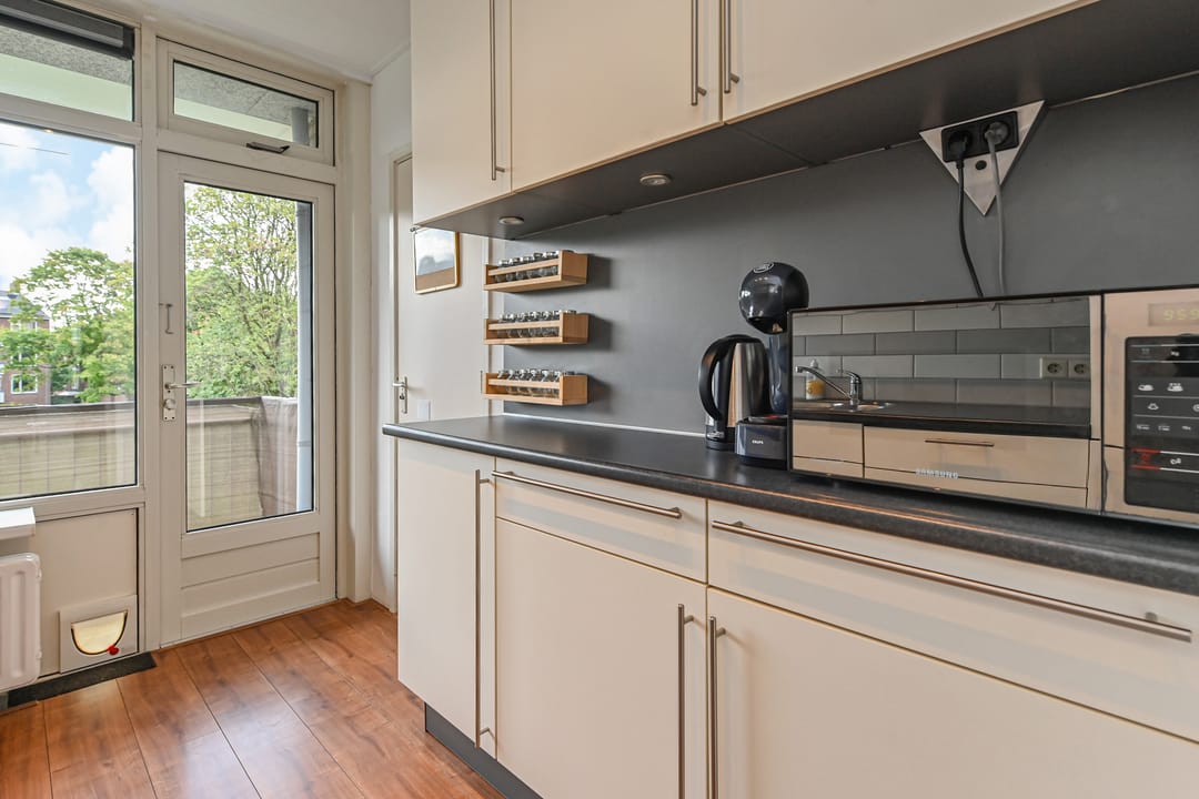 Foto 16 van Van der Haertstraat 18