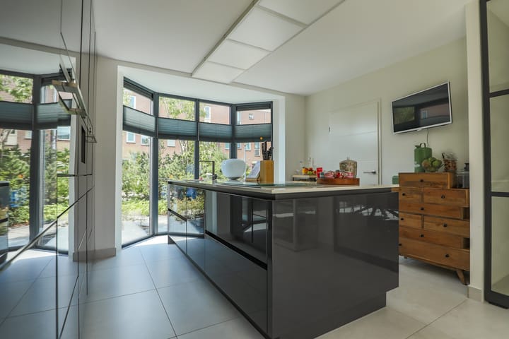 Foto 29 van Robert Stolzhof 122