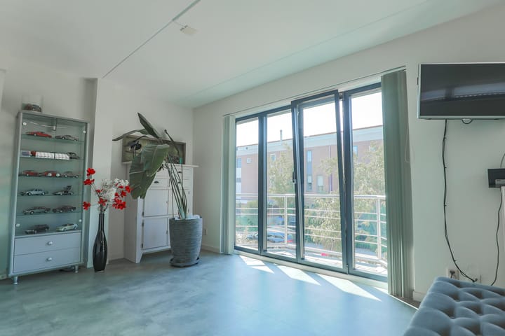 Foto 37 van Robert Stolzhof 122