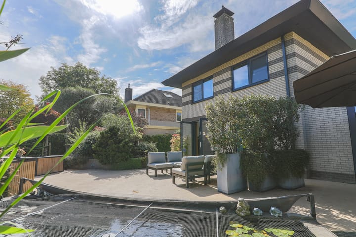 Foto 46 van Robert Stolzhof 122