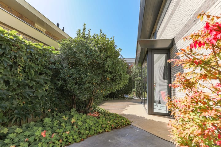 Foto 62 van Robert Stolzhof 122