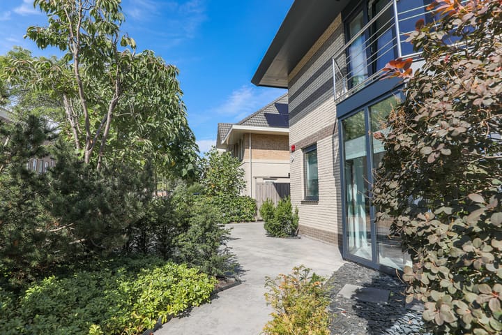 Foto 64 van Robert Stolzhof 122