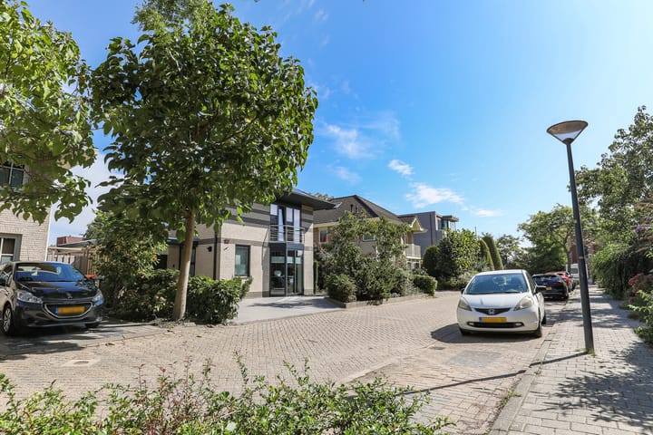 Foto 66 van Robert Stolzhof 122