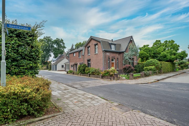 Foto 1 van Spoorstraat 5