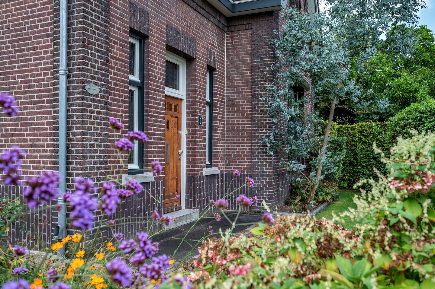 Foto 4 van Spoorstraat 5