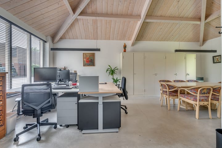 Foto 19 van Spoorstraat 5