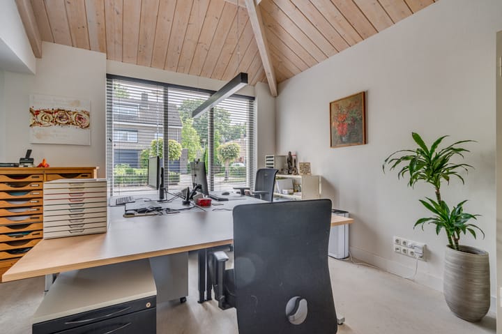 Foto 22 van Spoorstraat 5