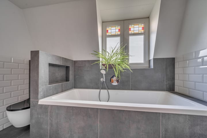 Foto 31 van Spoorstraat 5