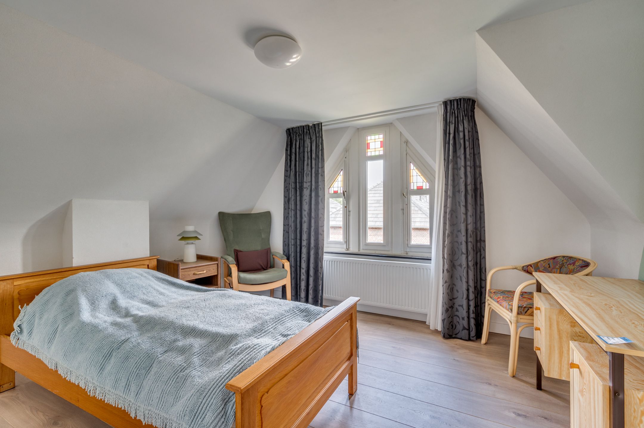 Foto 33 van Spoorstraat 5