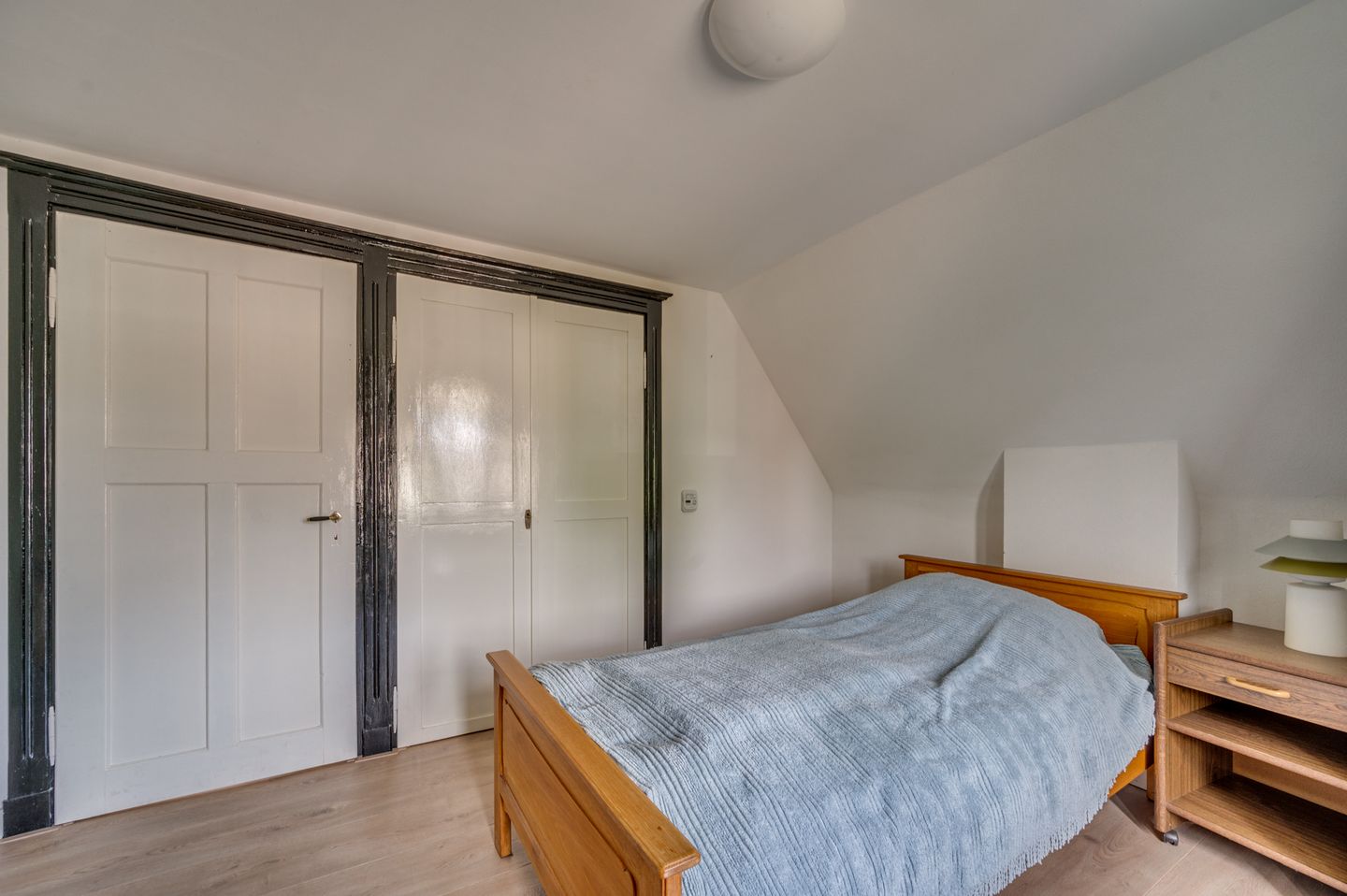 Foto 34 van Spoorstraat 5