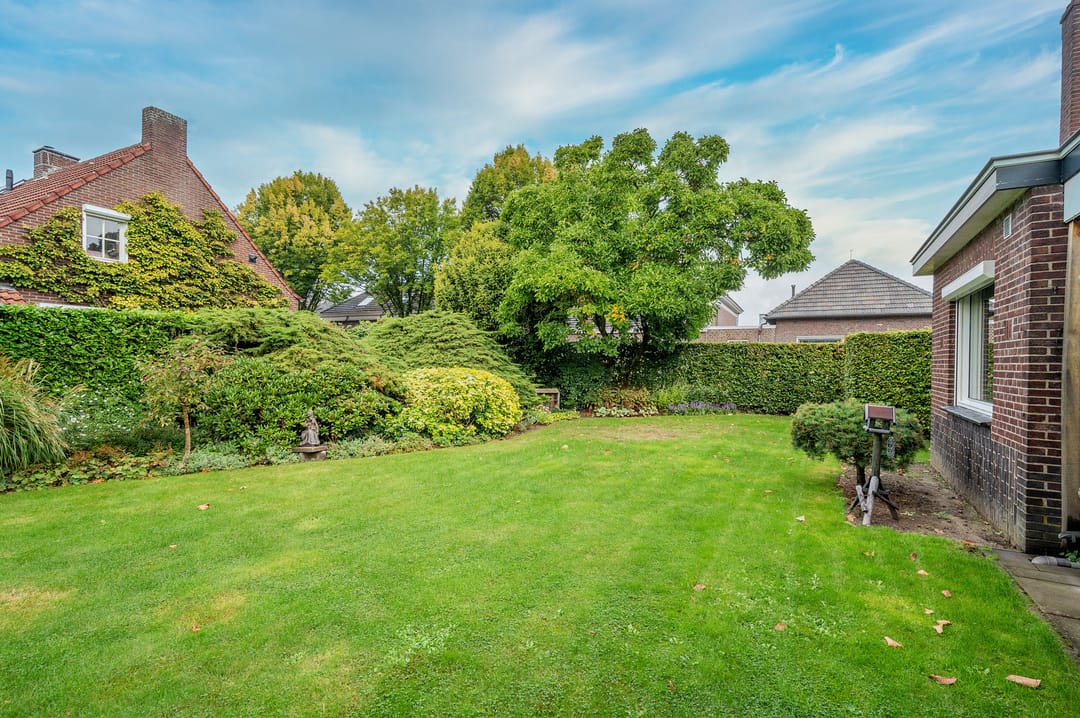 Foto 38 van Spoorstraat 5