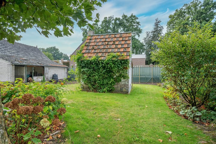 Foto 46 van Spoorstraat 5