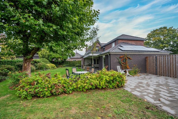 Foto 47 van Spoorstraat 5