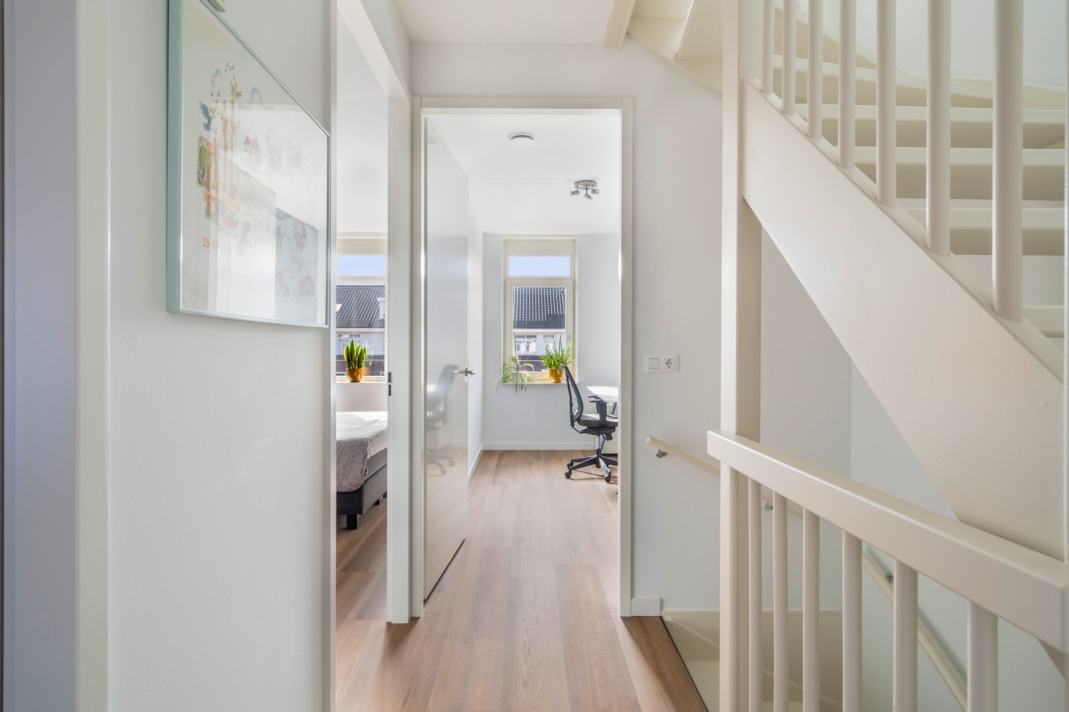 Foto 27 van Edgar du Perronstraat 143