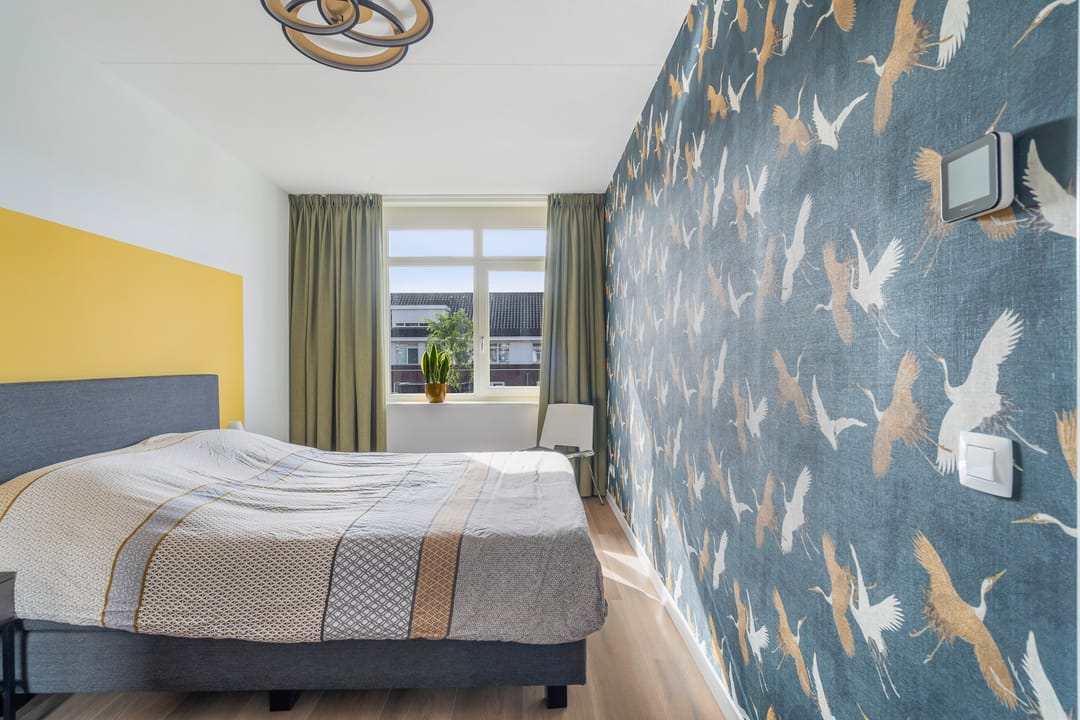 Foto 31 van Edgar du Perronstraat 143