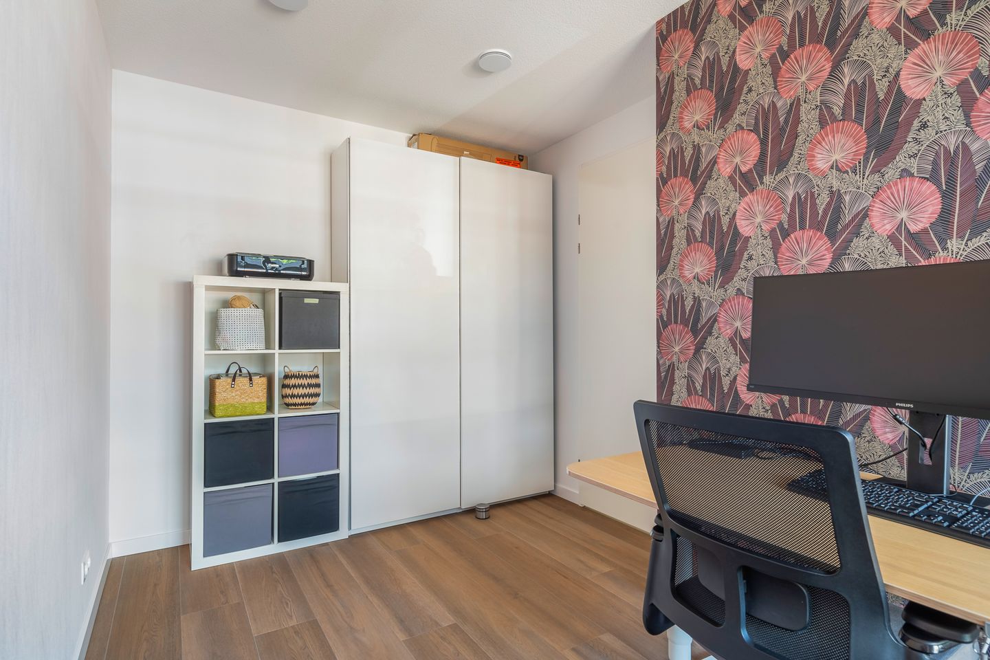 Foto 34 van Edgar du Perronstraat 143