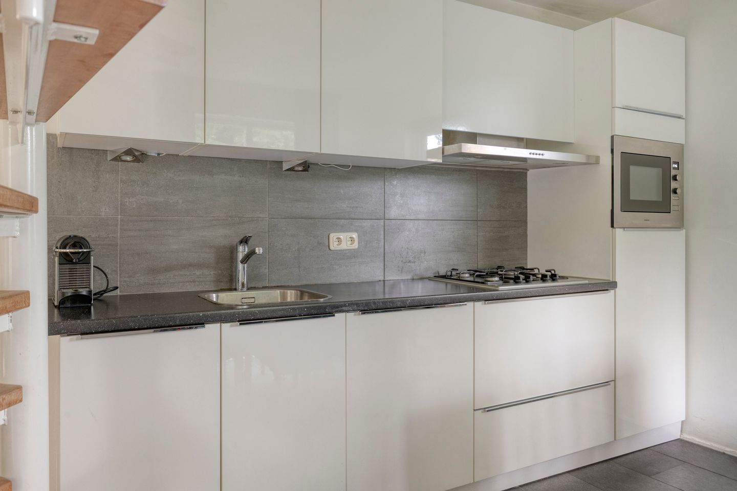 Photo 14 of De Witte Raaflaan 148