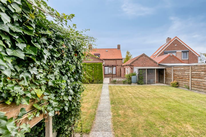 Photo 37 of Kasteelstraat 33