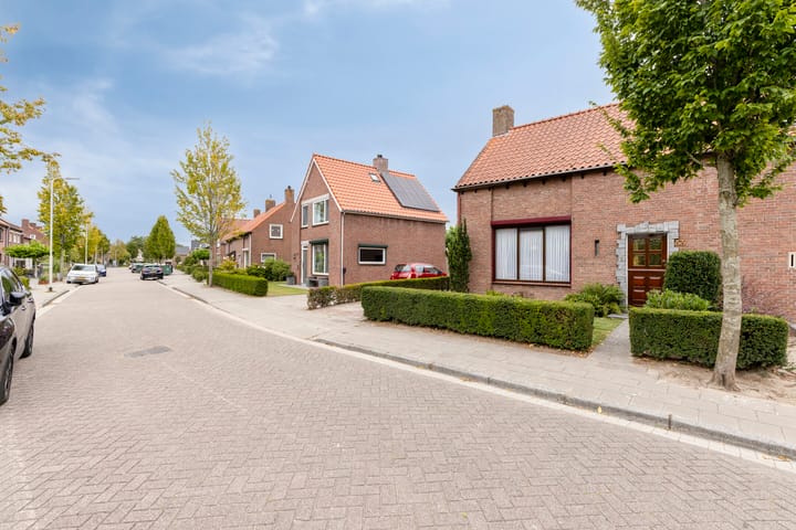 Photo 43 of Kasteelstraat 33