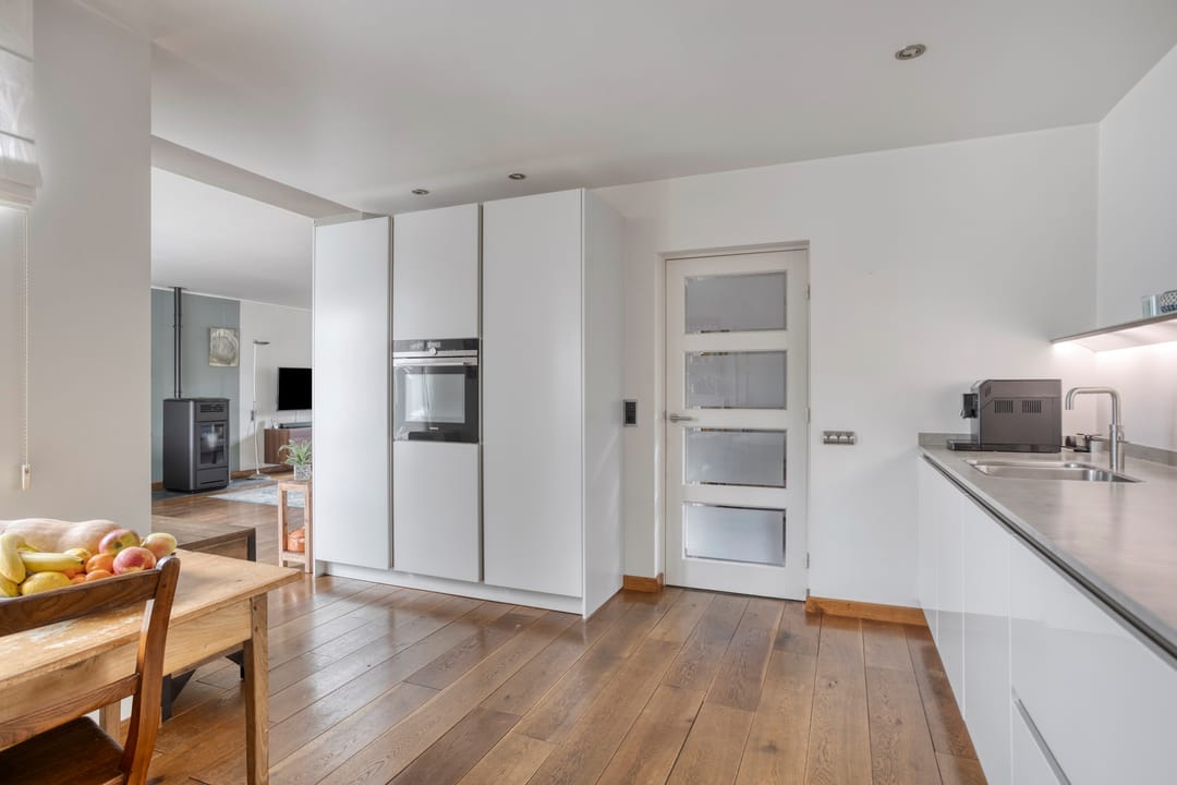 Photo 13 of Monseigneur Schrijnenstraat 24