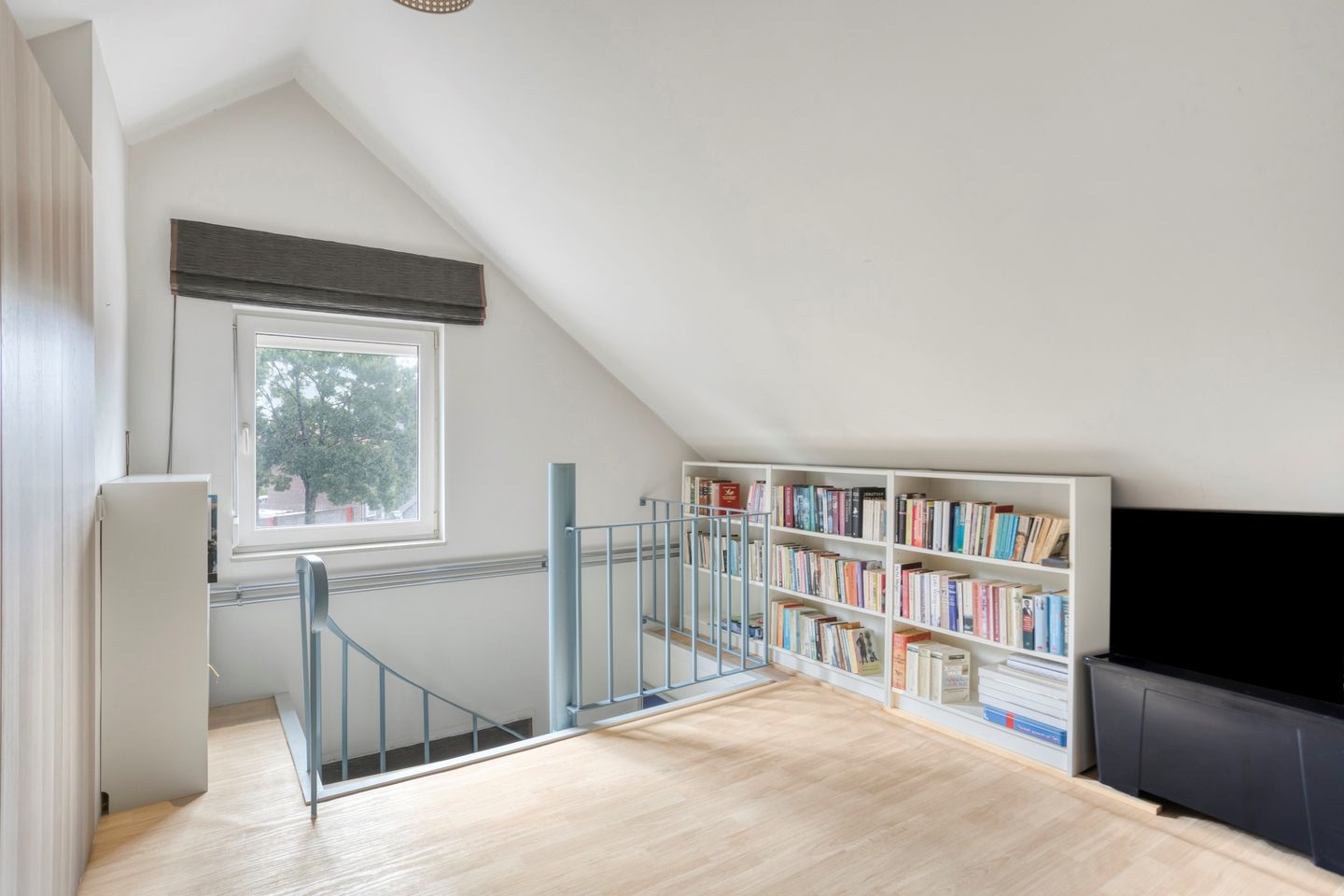 Photo 29 of Monseigneur Schrijnenstraat 24