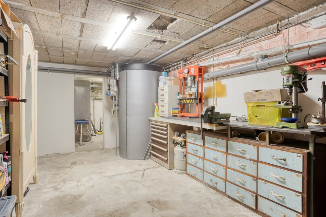 Photo 32 of Monseigneur Schrijnenstraat 24