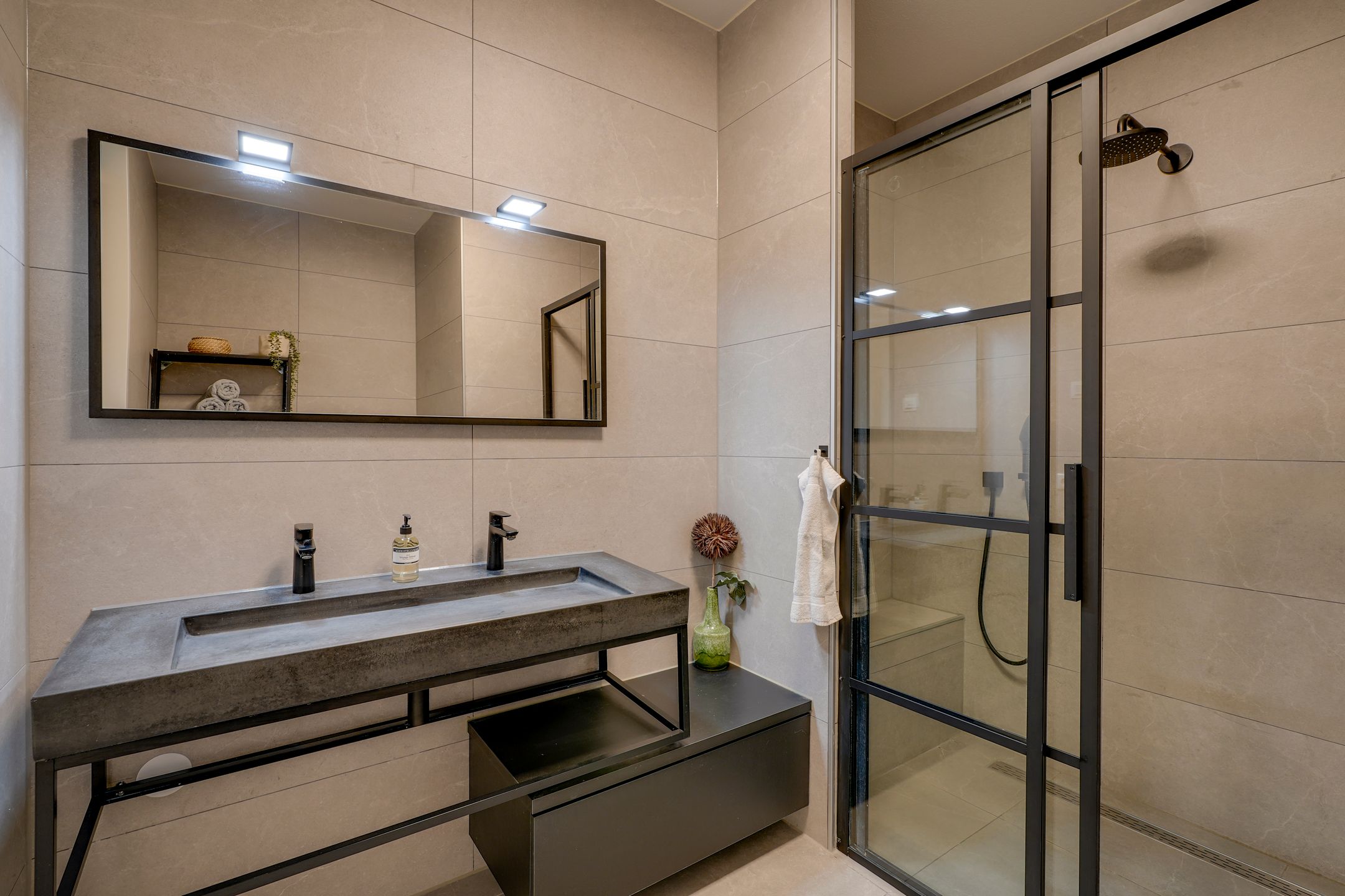 Foto 39 van Carel Willinkstraat 104