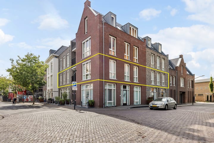 Photo 2 of Markt 15-B