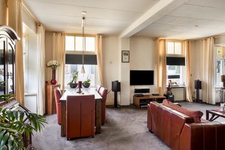 Foto 9 van Tienwoningenweg 8