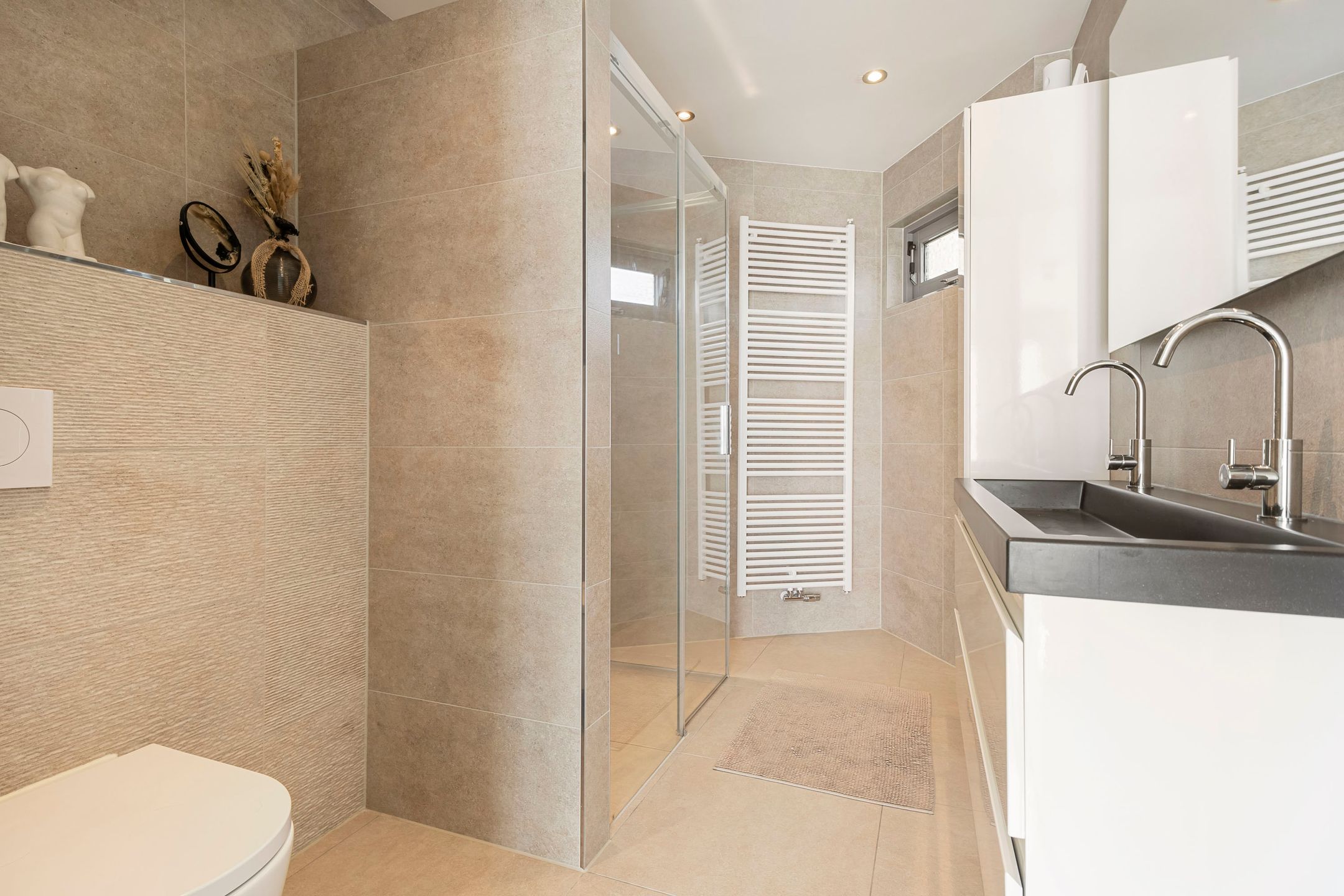 Foto 30 van Spoorstraat 19-B