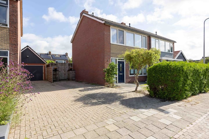 Foto 4 van Auck van Haersmawei 13