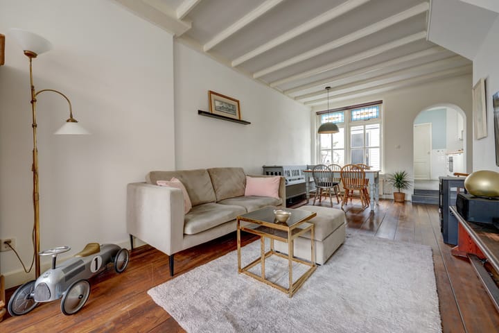 Photo 11 of Heilige Geeststraat 26